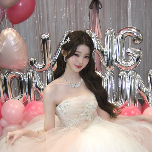 5억 원 넘는 생일 선물, 장원영의 생일 조공 살펴보기
