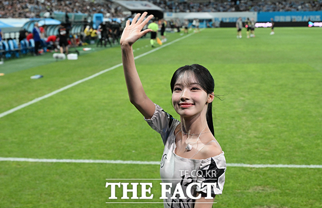 수지·원이·지민·부승관부터 뷔·안유진까지, 고향 빛내는 K팝 스타들