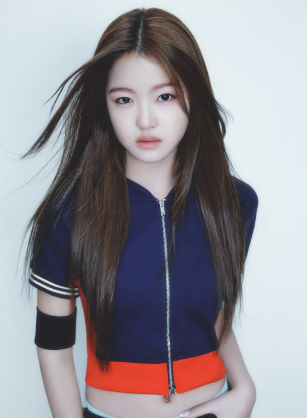 머리 넘기고 한마디로 밈 된 아이찡… "이거 제 이모지야"가 중독성인 이유