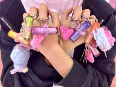 롬앤 틴꾸로 완성하는 나만의 뷰티 아이템, SNS에서 핫한 커스터마이징